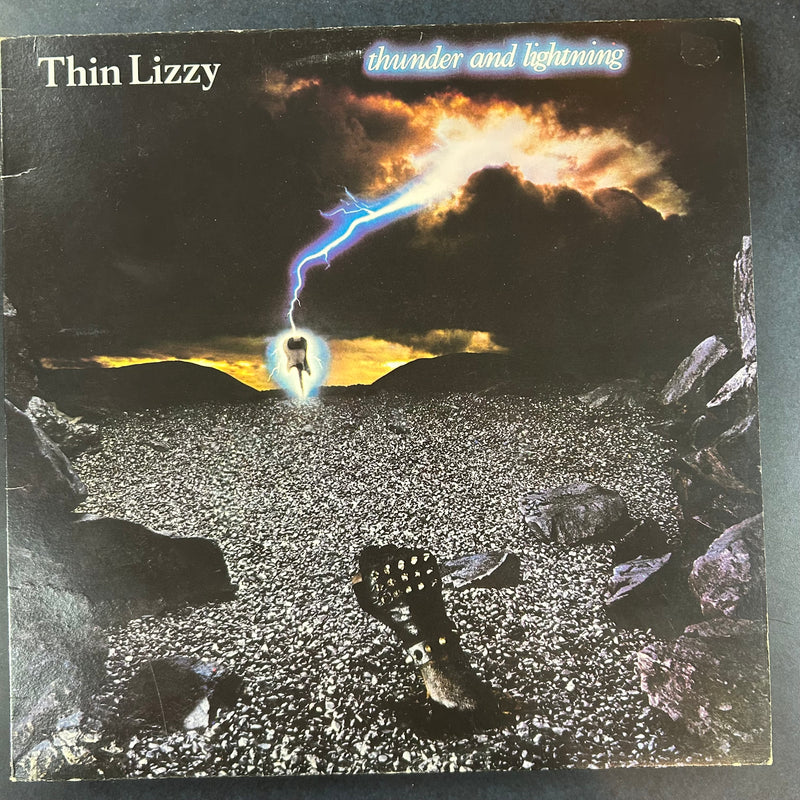 THIN LIZZY = THUNDER AND LIGHTNING (CDN 1983) (USED)