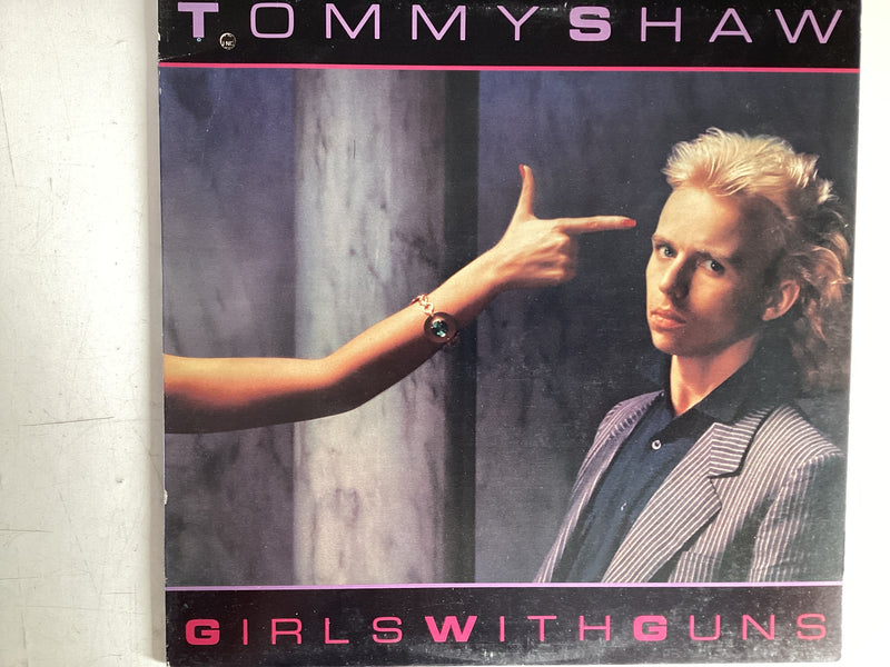 SHAW, TOMMY = GIRLS WITH GUNS (USA 1984) (USED)