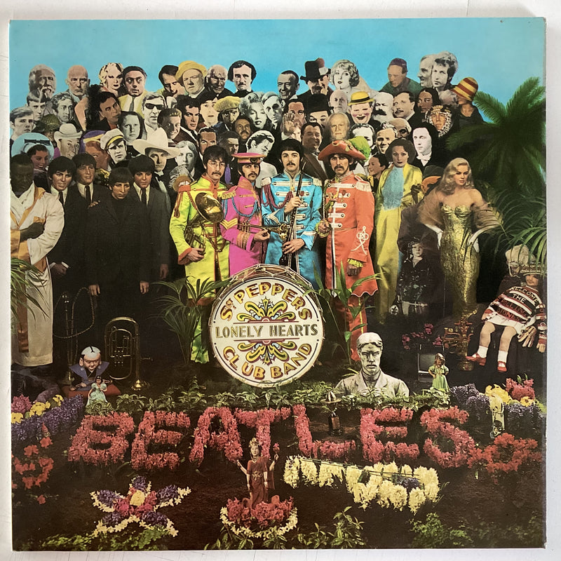 BEATLES = SGT. PEPPER’S LONELY HEARTS CLUB BAND (UK 1976 REISSUE) (USED)